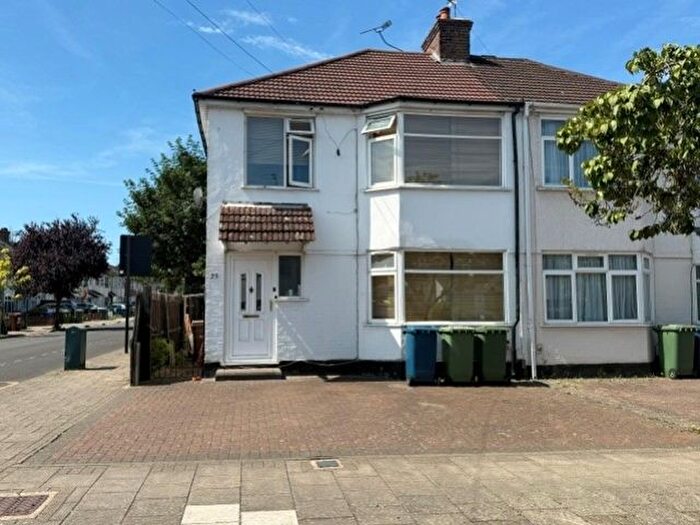 3 Bedroom Semi-Detached House To Rent In Francis Road, Harrow, Middlesex, HA1