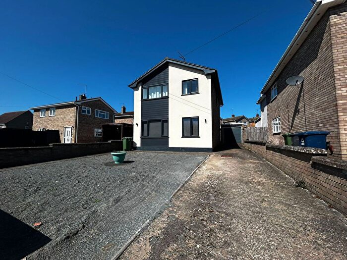 3 Bedroom Detached House For Sale In Main Street, Yaxley, PE7