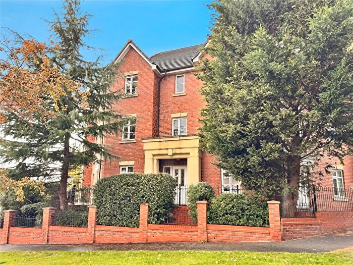 2 Bedroom Flat For Sale In Gadbury Fold, Atherton, Manchester, Greater Manchester, M46