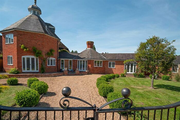 3 Bedroom Detached House To Rent In Acorn Street, Hunsdon, SG12