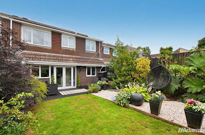 4 Bedroom Semi-detached House For Sale In Cheltenham Crescent, Higher Runcorn, WA7