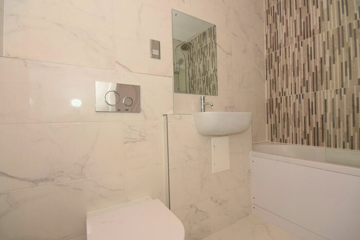 2 Bedroom Apartment To Rent In High Street, Braintree, CM7