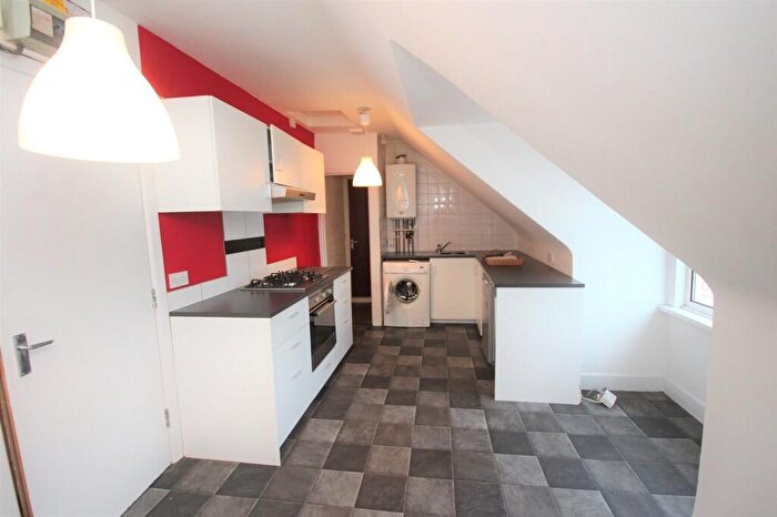 1 Bedroom Flat To Rent In Charminster Road, Bournemouth, BH8