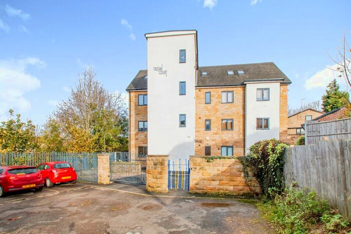 1 Bedroom Flat To Rent In Troy Hill, Morley, Leeds, West Yorkshire, LS27