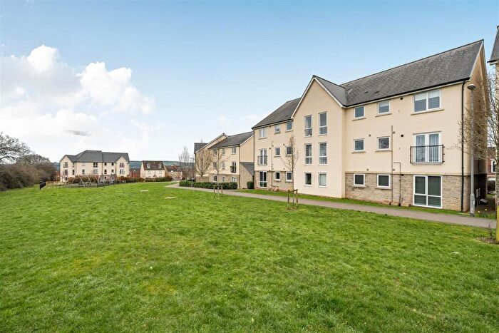 1 Bedroom Flat For Sale In Greenfield Road, Keynsham, Bristol, BS31