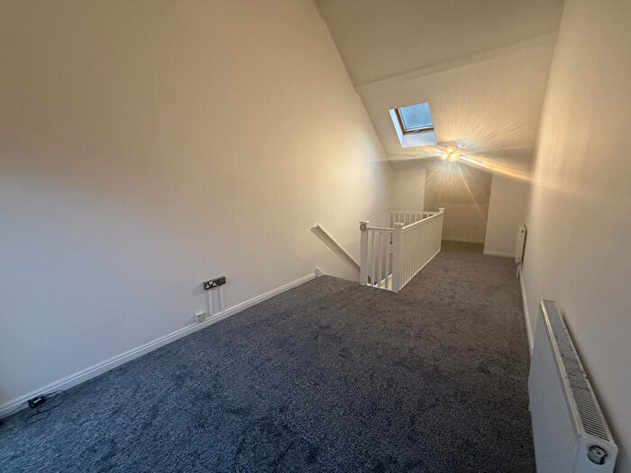 1 Bedroom Flat To Rent In Franklin Street, Hull, Yorkshire, HU9