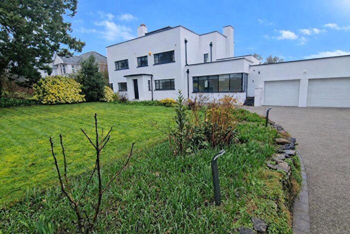 4 Bedroom Detached House For Sale In The White House, Welsh St, Chepstow, NP16