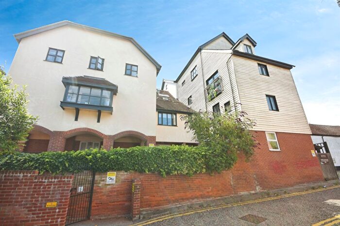 2 Bedroom Flat For Sale In New Street, Braintree, CM7