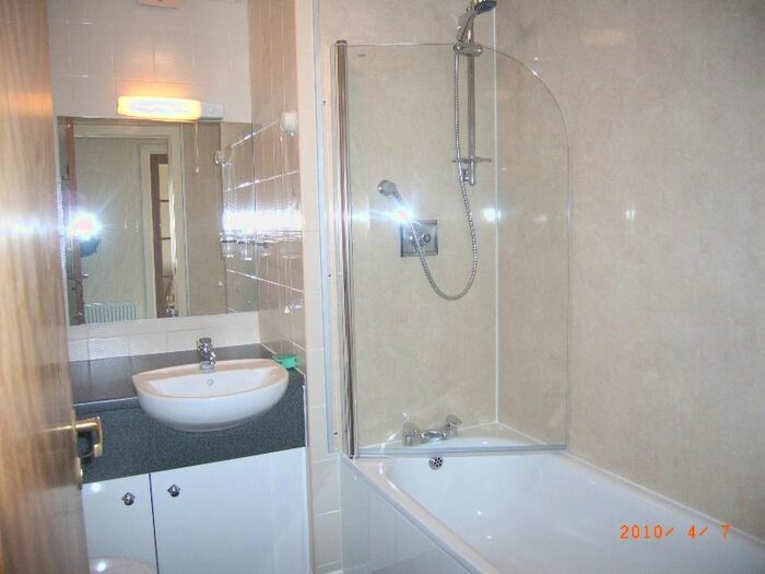 2 Bedroom Flat To Rent In Gillsland Park, Merchiston, Edinburgh, EH10