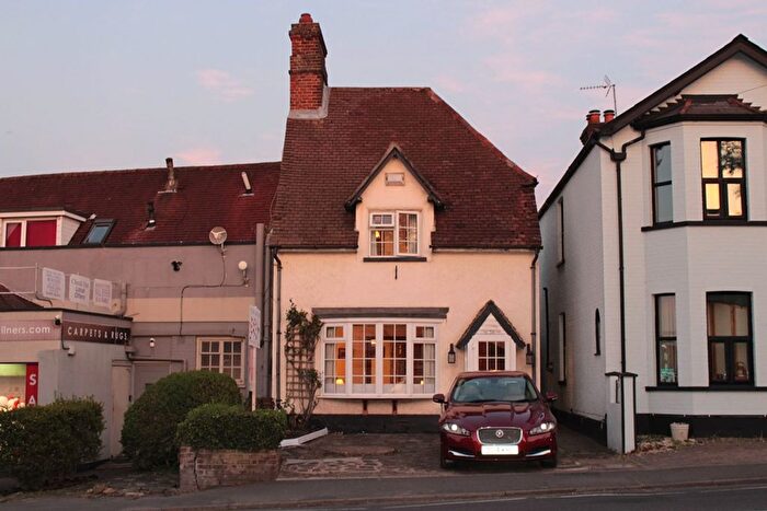 3 Bedroom Property For Sale In The Street, Ashtead, KT21