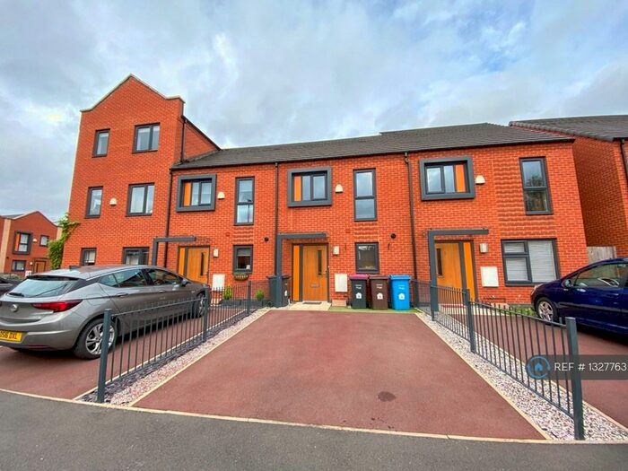 2 Bedroom Terraced House To Rent In Scanlon Lane, Salford, M5