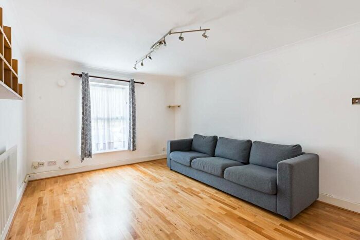 1 Bedroom Flat To Rent In Archway Road, Highgate, London, N6
