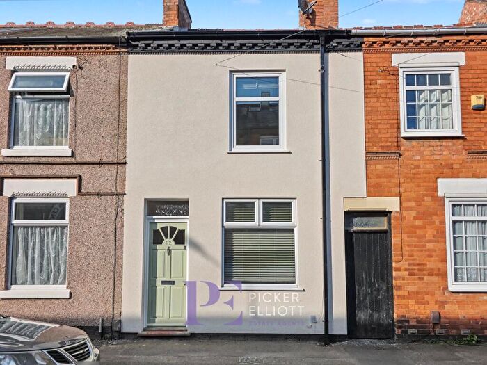 2 Bedroom Terraced House For Sale In John Street, Hinckley, LE10