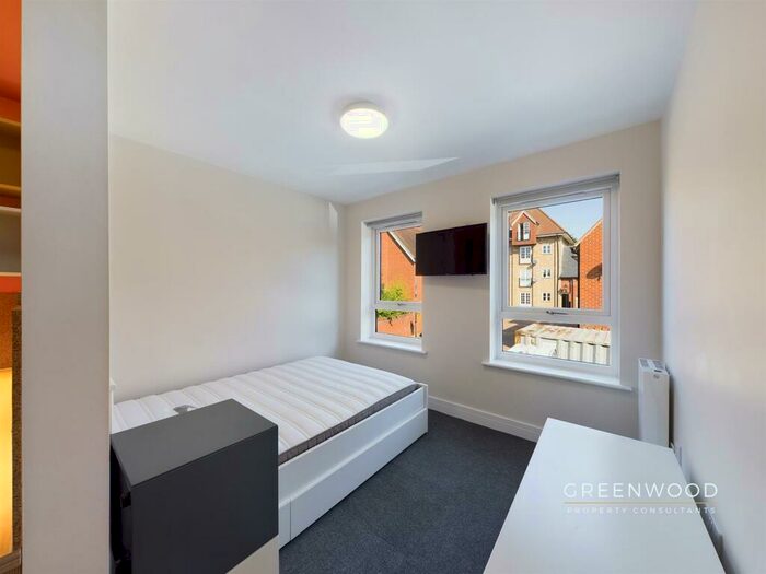 1 Bedroom Apartment To Rent In Hythe Hill, Colchester, CO1