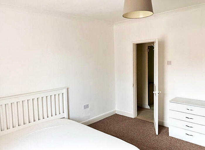 4 Bedroom Terraced House To Rent In St Andrews St // Bed // Sept, LN5