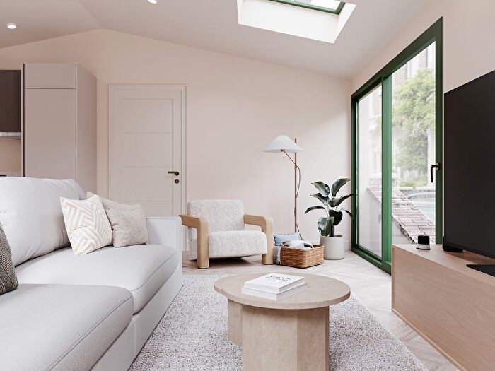 Studio For Sale In Old Kent Road, London, SE1