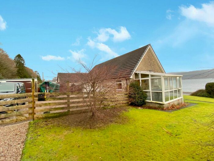 2 Bedroom Detached Bungalow For Sale In Kenilworth Cottage, Victoria Park, Minard, Argyll, PA32