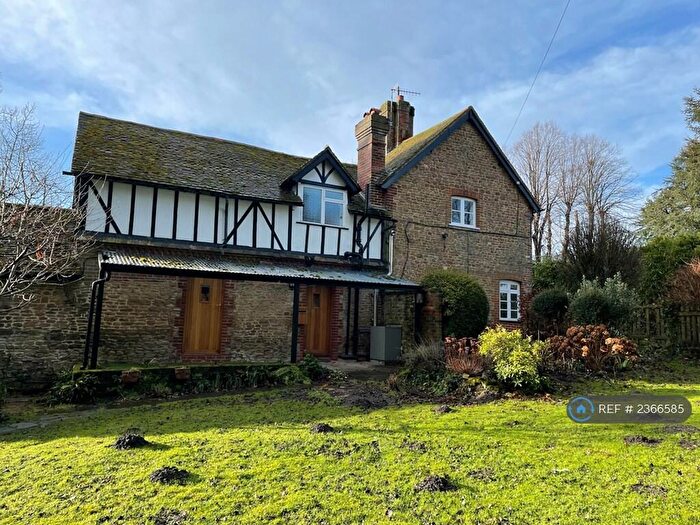 3 Bedroom Semi-Detached House To Rent In Loseley Park, Guildford, GU3