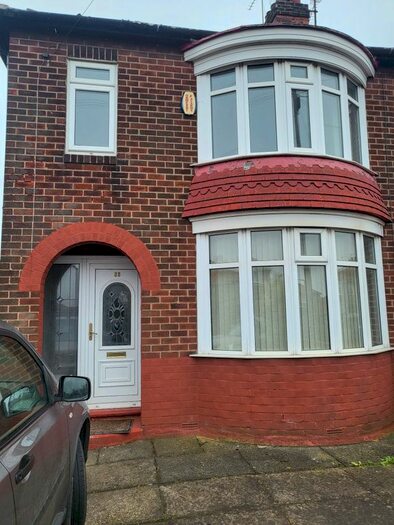 3 Bedroom Semi-Detached House To Rent In Coniston Grove, Middlesbrough, TS5