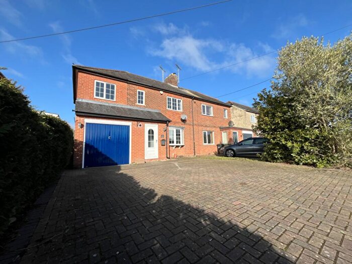 4 Bedroom Semi-Detached House To Rent In London Road, Kelvedon, CO5