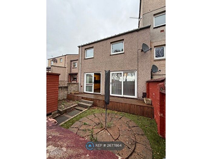 2 Bedroom Terraced House To Rent In Pollock Walk, Dunfermline, KY12