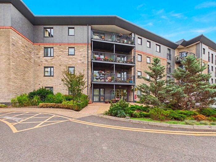 1 Bedroom Flat For Sale In Magpie Court, High Street, Hanham, Bristol, BS15