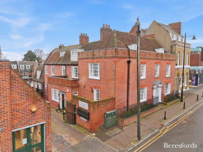 4 Bedroom Terraced House For Sale In High Street, Billericay, CM12