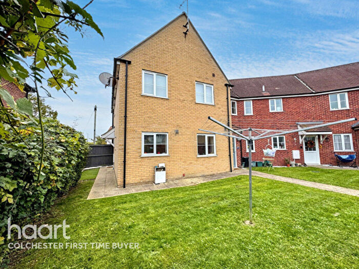 2 Bedroom Maisonette For Sale In Collingwood Road, Colchester, CO3