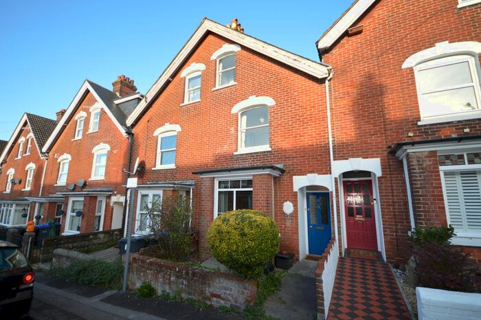 3 Bedroom Terraced House To Rent In Hamilton Road, Salisbury SP1