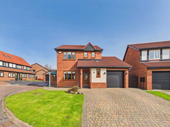 3 Bedroom Detached House For Sale In Monks Wood, North Shields, NE30