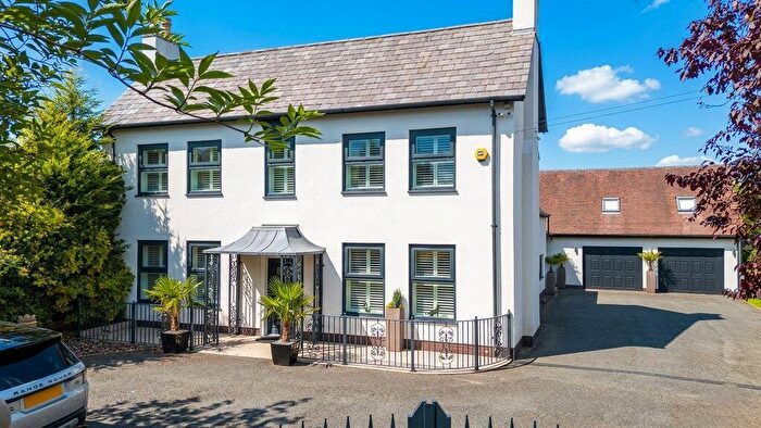 6 Bedroom Detached House For Sale In Bulls Lane, Wishaw, Sutton Coldfield, B76