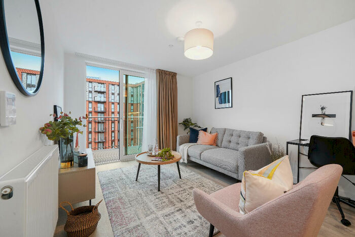 1 Bedroom Apartment To Rent In Clay, M5