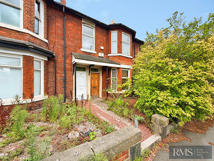 2 Bedroom Flat For Sale In Chillingham Road, Newcastle Upon Tyne, NE6