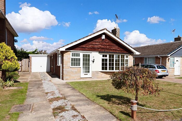3 Bedroom Detached Bungalow For Sale In Foresters Walk, Stamford Bridge, York, YO41