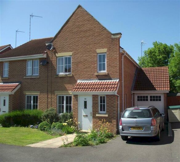 2 Bedroom Terraced House To Rent In Middlebrook Green, Market Harborough, LE16