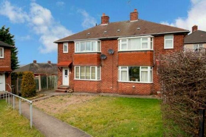 2 Bedroom Semi-Detached House To Rent In Cundy Road, Chesterfield, S44