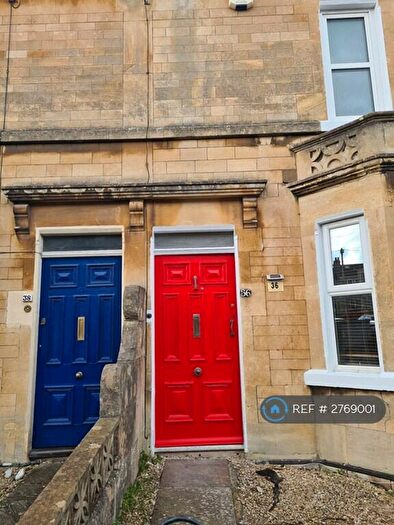 3 Bedroom Terraced House To Rent In Lyndhurst Road, Bath, BA2