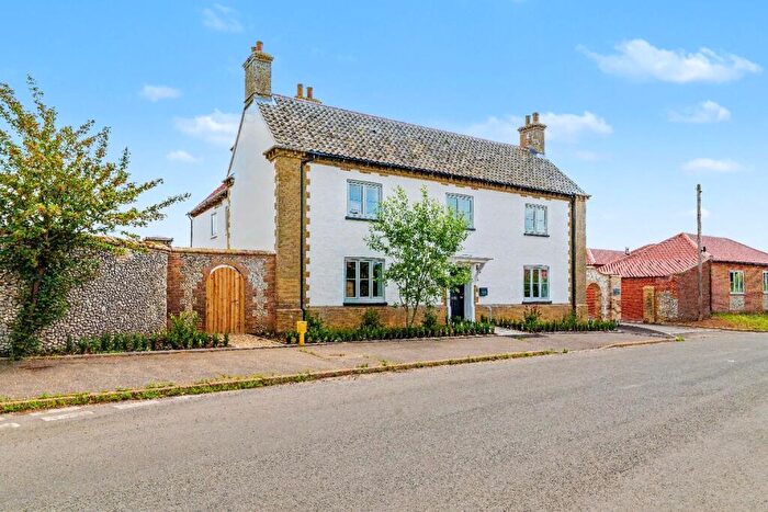 4 Bedroom Farm House For Sale In Lower Farm Mews, Tittleshall, PE32
