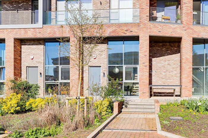1 Bedroom Flat For Sale In Trent Bridge View, Nottingham, NG2