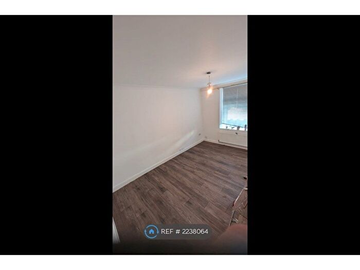 3 Bedroom Terraced House To Rent In Peniel Green Road, Llansamlet, SA7