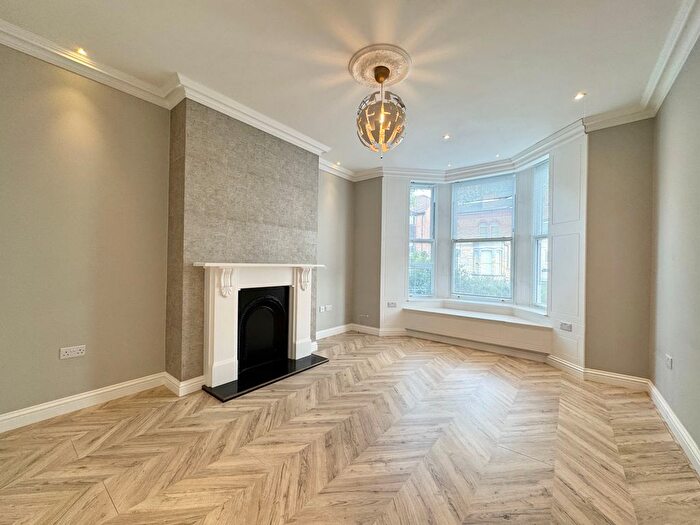1 Bedroom Flat For Sale In Ballards Lane, London, N3