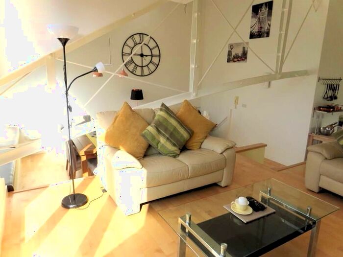 2 Bedroom Flat To Rent In Electric Wharf, Coventry, CV1