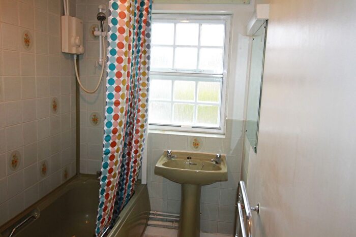 1 Bedroom Flat To Rent In Tudor Court, Godmanchester, PE29