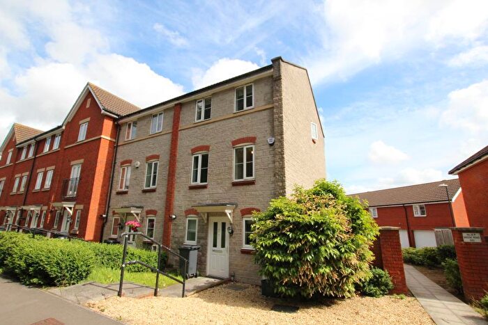 4 Bedroom End Of Terrace House To Rent In Brook Road - Speedwell, BS5
