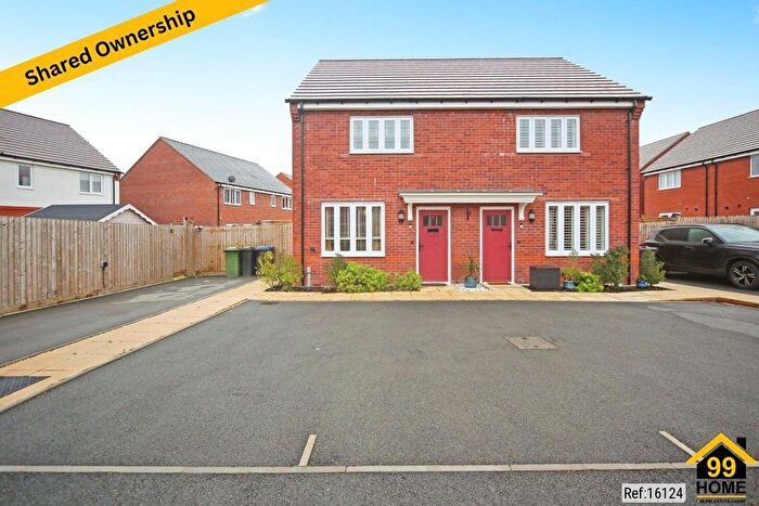 2 Bedroom Semi-Detached House For Sale In Ward Avenue, Warwickshire, B49
