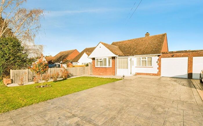 2 Bedroom Bungalow For Sale In Shefford Road, Meppershall, Shefford, SG17