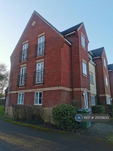 3 Bedroom Flat To Rent In Hitherhooks Hill, Bracknell, RG42