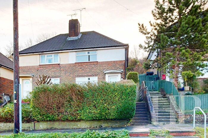 2 Bedroom Semi-Detached House To Rent In Moulsecoomb Way, Brighton, BN2