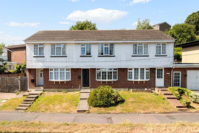 3 Bedroom Terraced House For Sale In Enbrook Valley, Folkestone, CT20