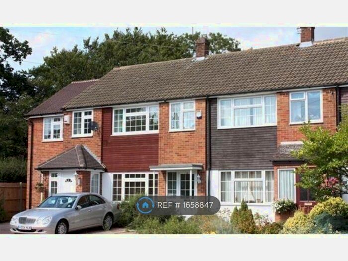 3 Bedroom Terraced House To Rent In Stubbs End Close, Amersham, HP6